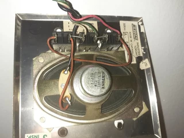 Jak wyłączyć domofon i zlikwidować hałas w mieszkaniu Jak wyłączyć domofon i zlikwidować hałas w mieszkaniu